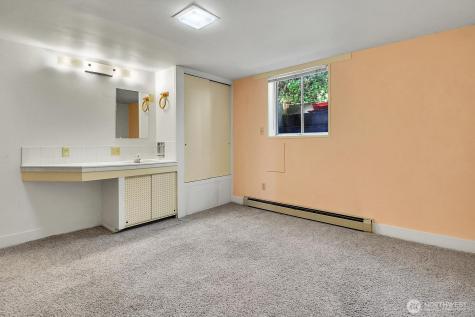 10742 Lakeside Avenue NE Seattle WA 98125
