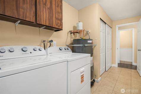 28426 S 16th Avenue Federal Way WA 98003