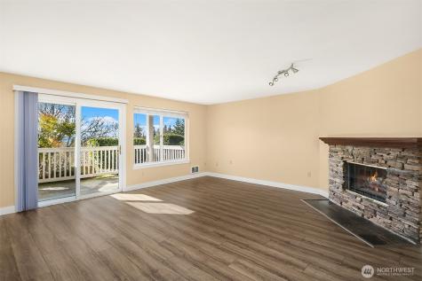 28426 S 16th Avenue Federal Way WA 98003
