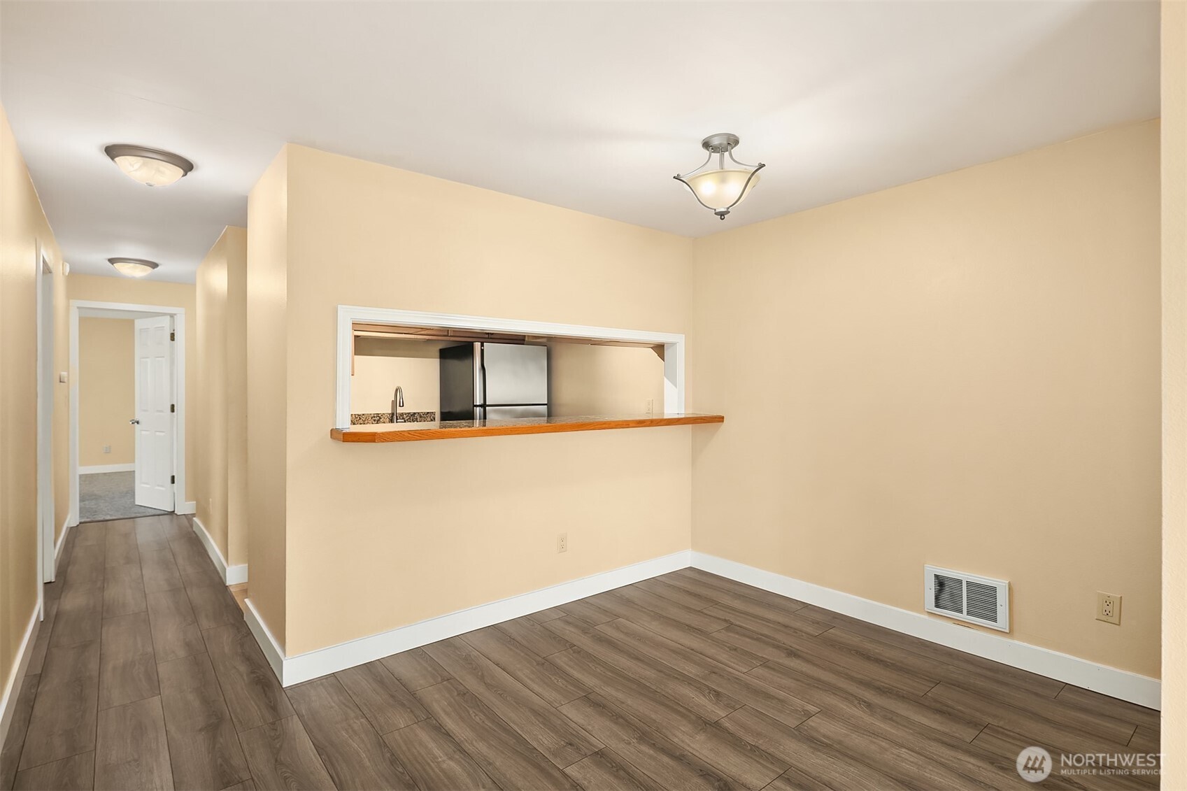 28426 S 16th Avenue Federal Way WA 98003