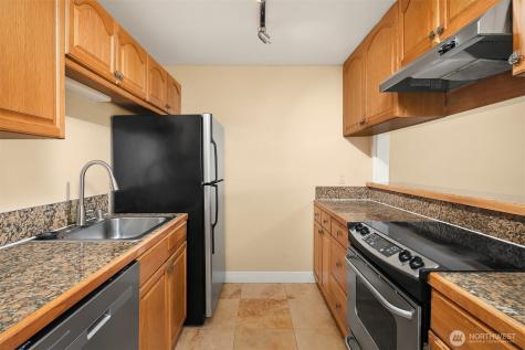 28426 S 16th Avenue Federal Way WA 98003