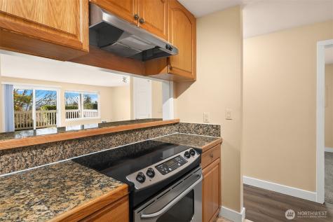 28426 S 16th Avenue Federal Way WA 98003