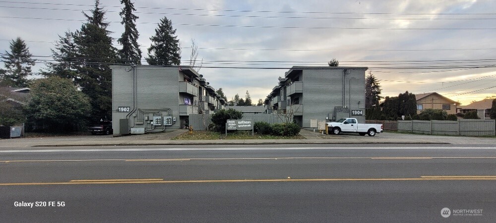 1902 W Casino Road Everett WA 98204