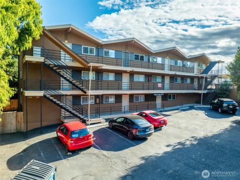 1017 SW 154th Street Burien WA 98166