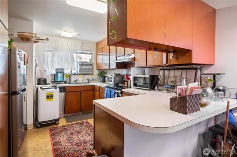 1017 SW 154th Street Burien WA 98166