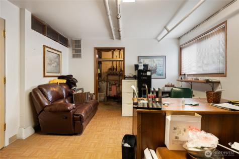 1017 SW 154th Street Burien WA 98166