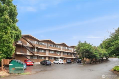1017 SW 154th Street Burien WA 98166