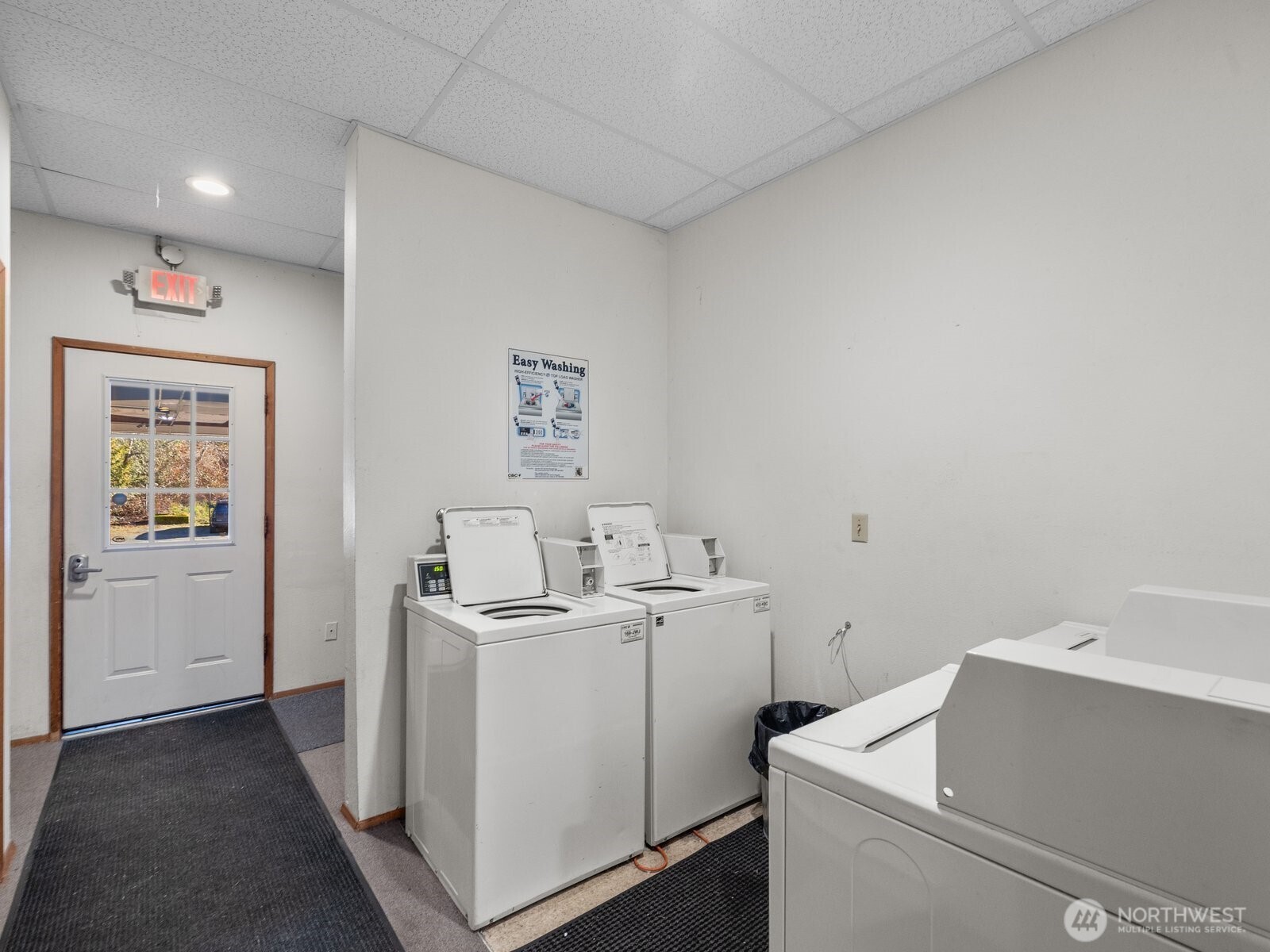 6325 Evergreen Way Everett WA 98203