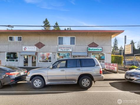6325 Evergreen Way Everett WA 98203