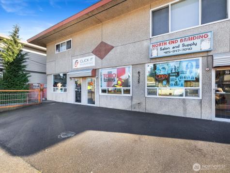 6325 Evergreen Way Everett WA 98203