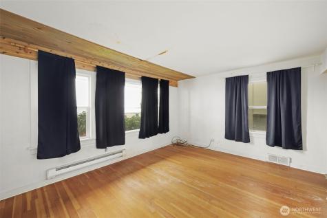 1768 Alki Avenue SW Seattle WA 98116