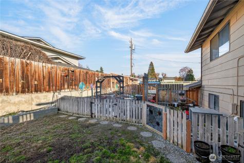 2149 NE 1st Street East Wenatchee WA 98802