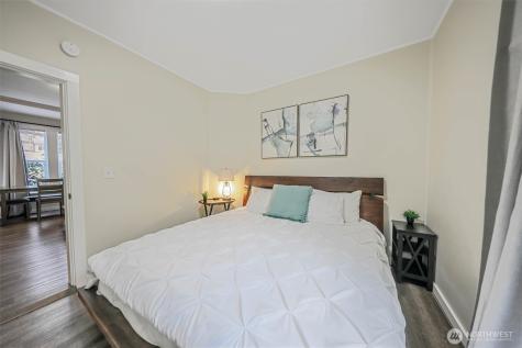 621 Houser Way S Renton WA 98057