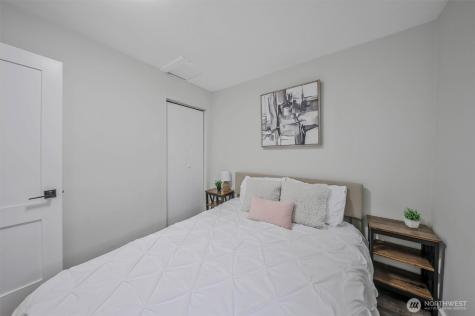 621 Houser Way S Renton WA 98057