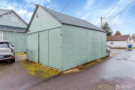 621 Houser Way S Renton WA 98057