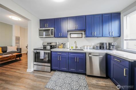 621 Houser Way S Renton WA 98057