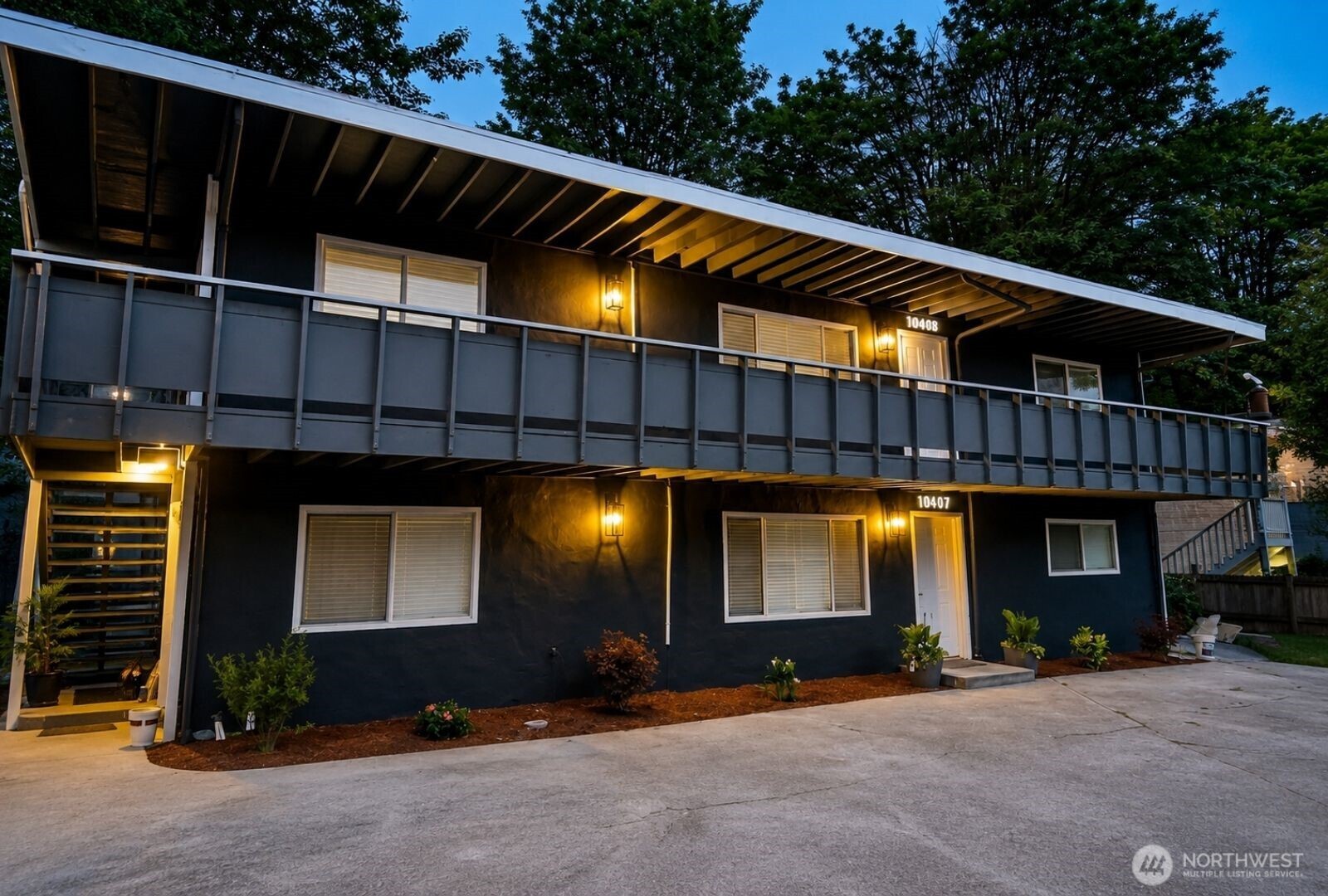 10417 Aqua Way S Seattle WA 98168