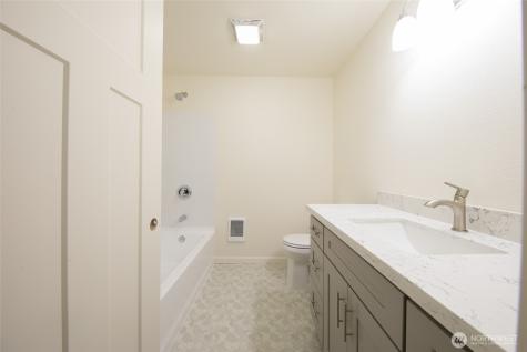 301 S 82nd Street Tacoma WA 98408