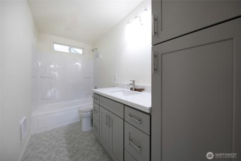 301 S 82nd Street Tacoma WA 98408