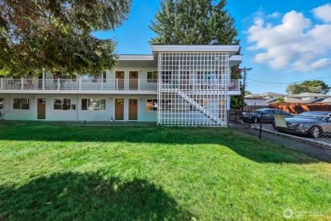 301 S 82nd Street Tacoma WA 98408