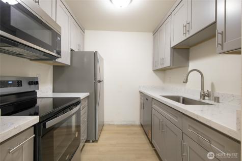 301 S 82nd Street Tacoma WA 98408