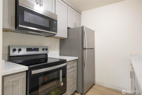 301 S 82nd Street Tacoma WA 98408