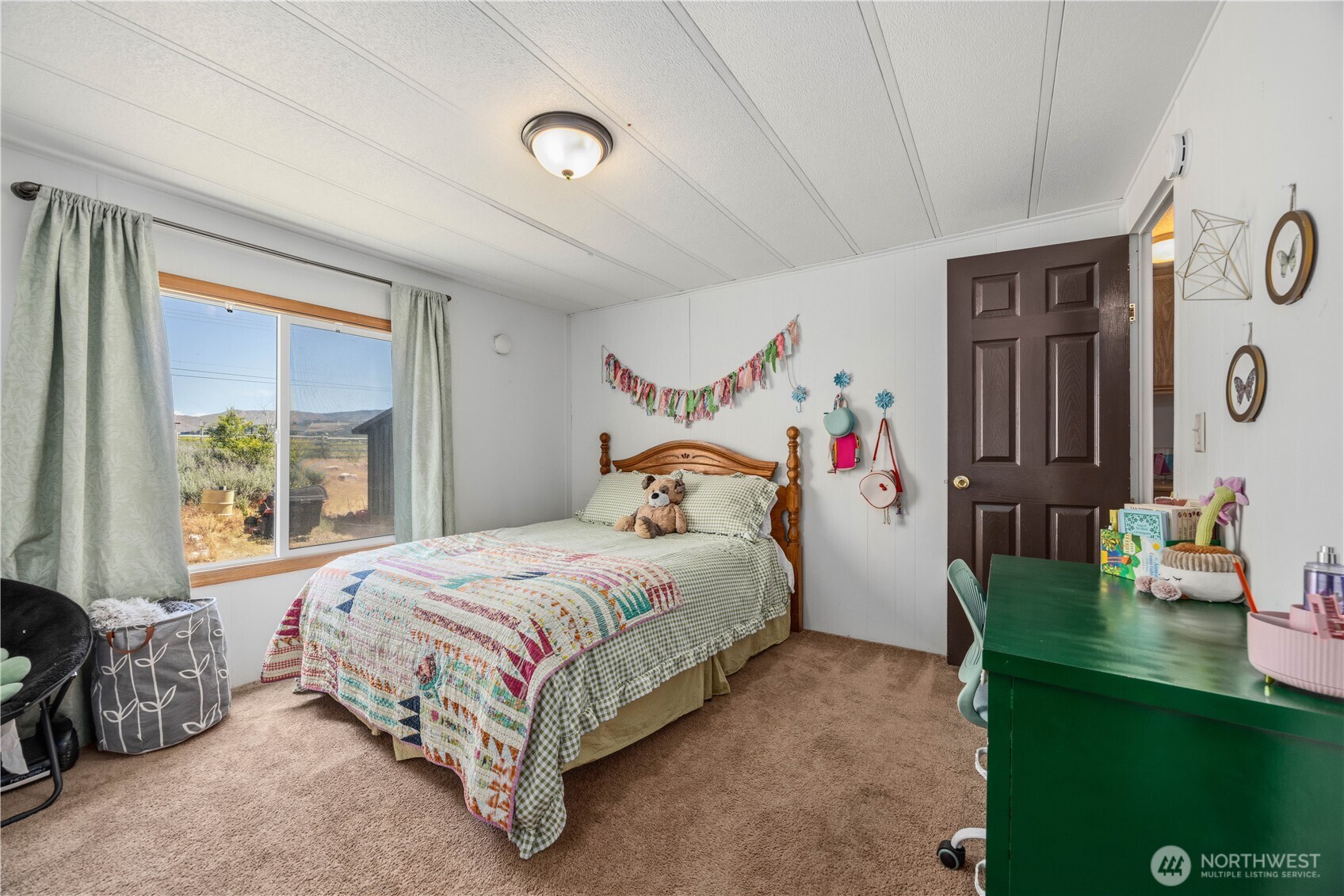 25505 Highway 97 Pateros WA 98846