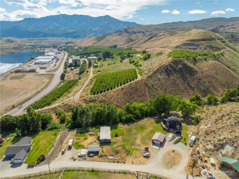 25505 Highway 97 Pateros WA 98846