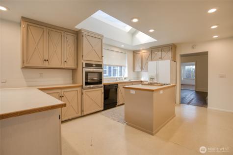 411 W 4th Street Aberdeen WA 98520