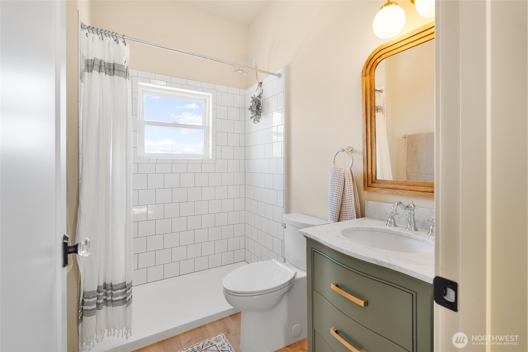2106 Young Street Bellingham WA 98225