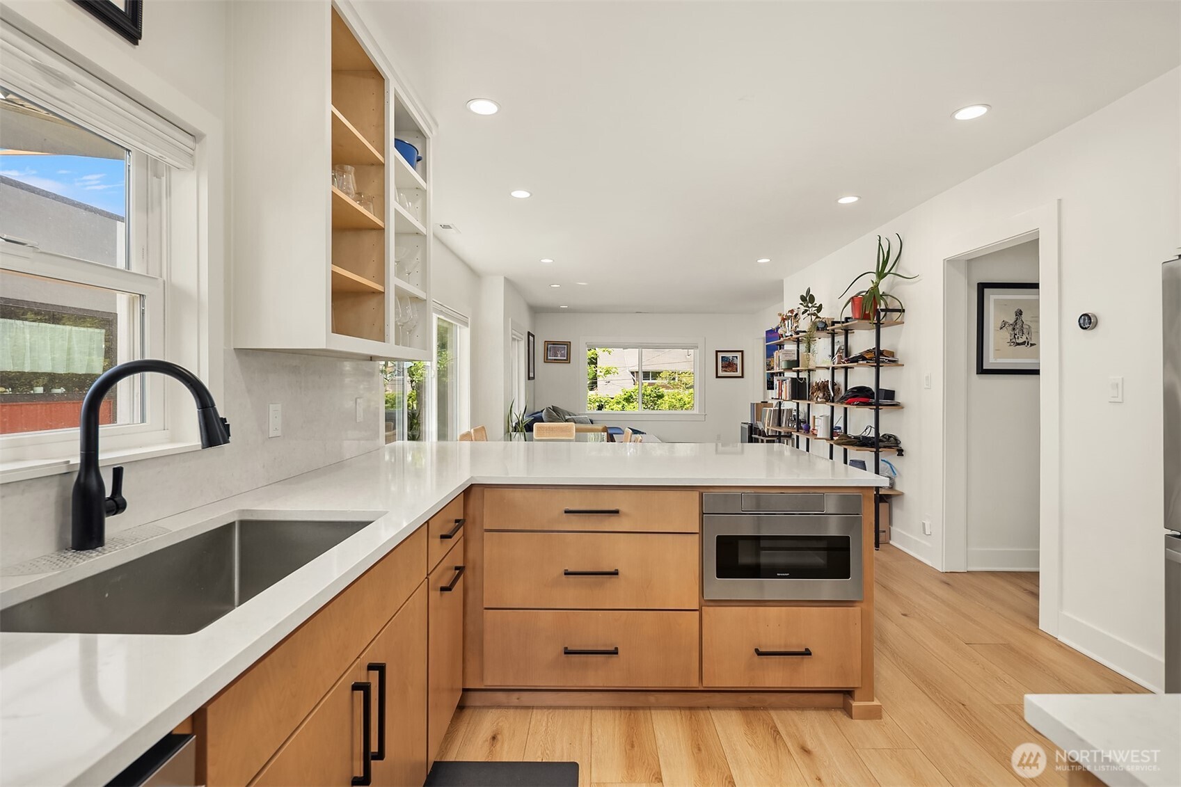 4206 Dayton Avenue N Seattle WA 98103