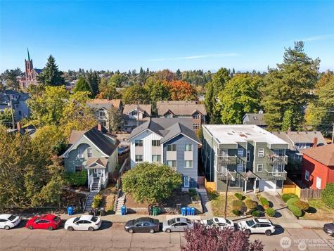 5257 Brooklyn Avenue NE Seattle WA 98105