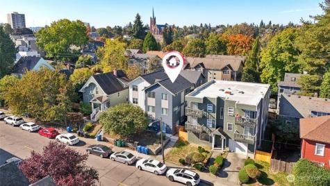 5257 Brooklyn Avenue NE Seattle WA 98105
