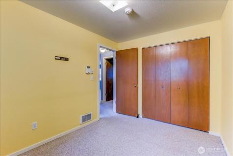 16231 E Shore Drive Lynnwood WA 98087
