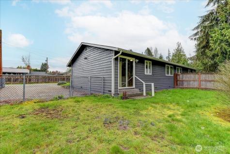 16231 E Shore Drive Lynnwood WA 98087