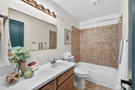 13417 22nd Lane S Seatac WA 98168