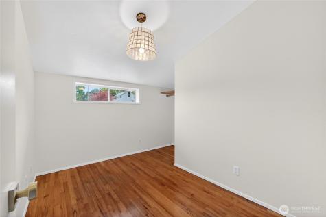 13417 22nd Lane S Seatac WA 98168