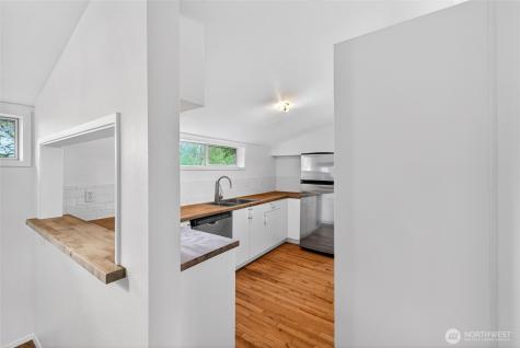 13417 22nd Lane S Seatac WA 98168