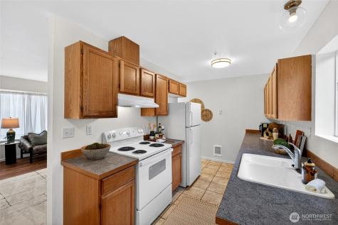 13417 22nd Lane S Seatac WA 98168