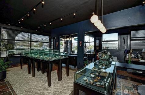 8214 Greenwood Avenue N Seattle WA 98103