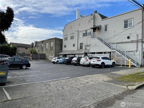 8214 Greenwood Avenue N Seattle WA 98103