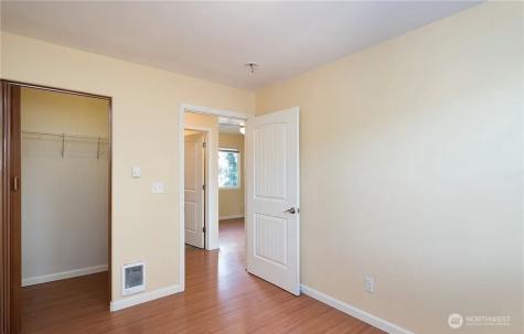 6461 NE 181st Street Kenmore WA 98028