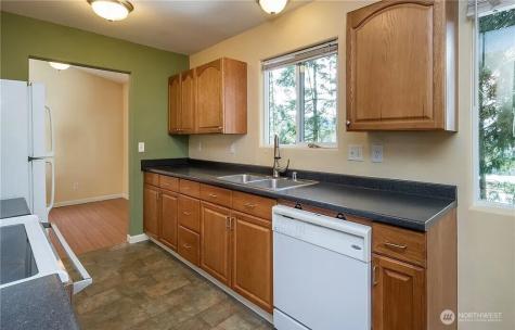 6461 NE 181st Street Kenmore WA 98028