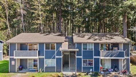 2076 E 56th Street Tacoma WA 98404