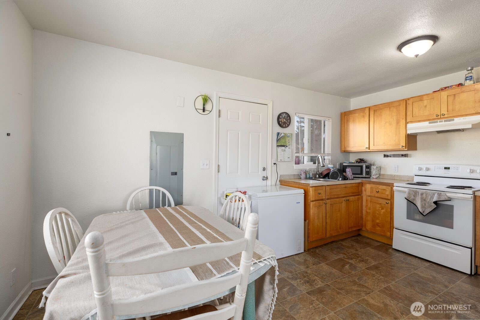 11213 Kline Street SW Lakewood WA 98499