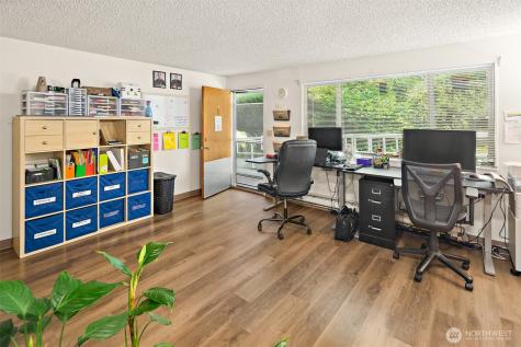 739 3rd Avenue S Kent WA 98032