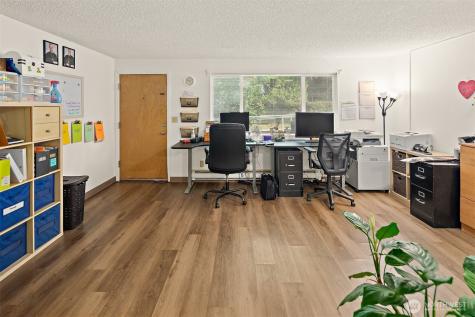 739 3rd Avenue S Kent WA 98032