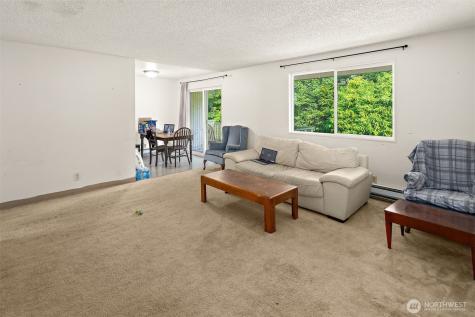 739 3rd Avenue S Kent WA 98032