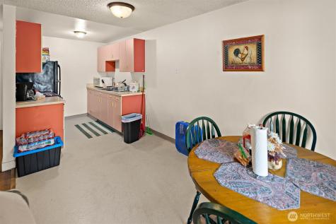 739 3rd Avenue S Kent WA 98032