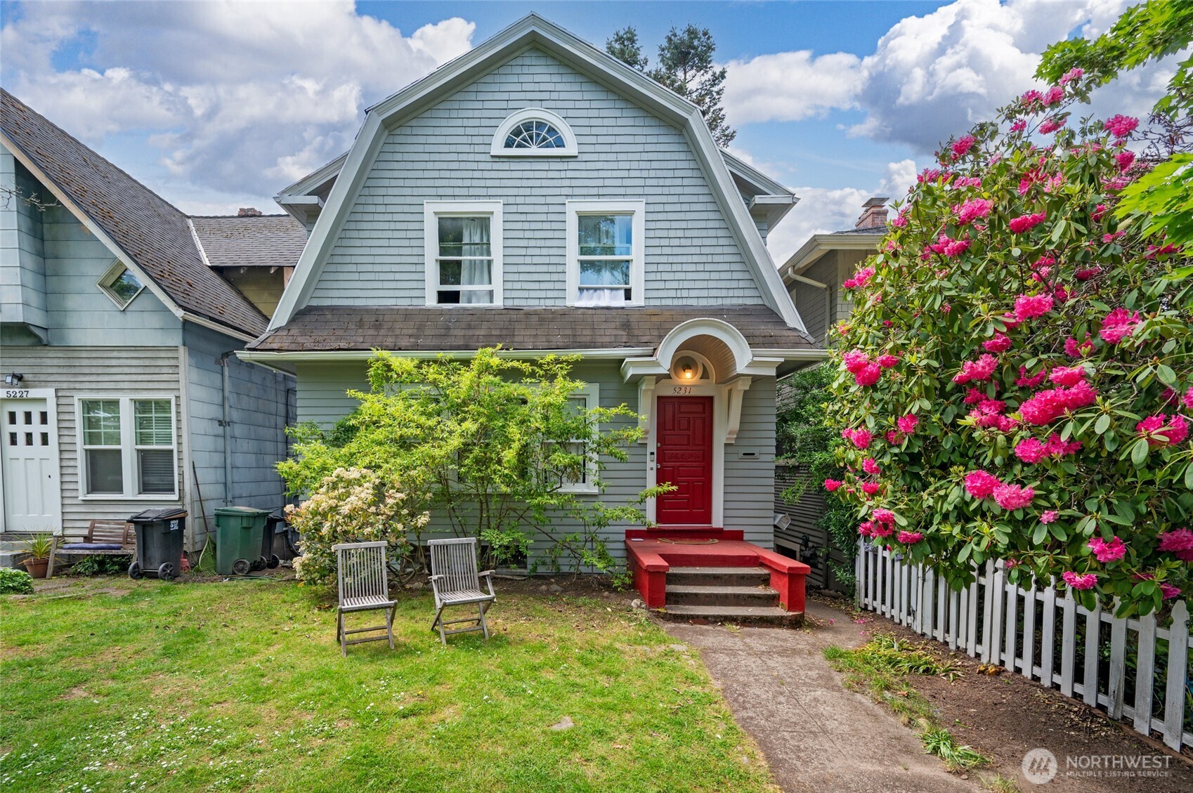 5231 12th Avenue NE Seattle WA 98105